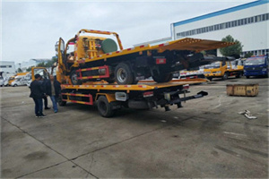 淮海中路同城汽车补胎